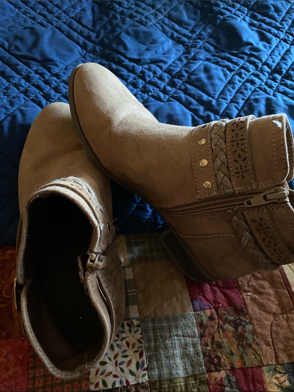 Sonoma Tan Suede Braided Ankle Chukka Boots